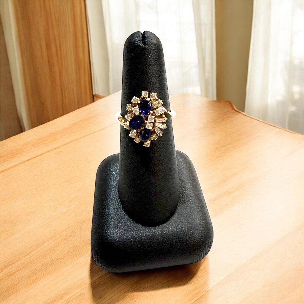 14KT YG 3 OVAL SAPPHIRE STONES W/ BAG & RB CLUSTER RING SZ 6.5