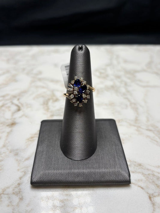 14KT YG 3 OVAL SAPPHIRE STONES W/ BAG & RB CLUSTER RING SZ 6.5