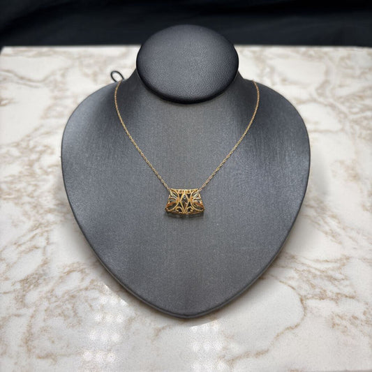 10KT YG DIAMODN CUT GOLD SQUARE PENDANT ON CHAIN