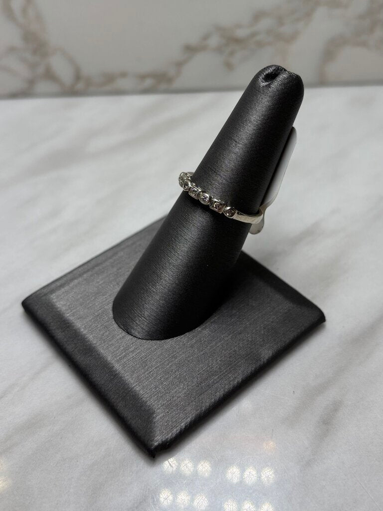 10KT YG 1/4CTTW BEZEL SET ANNIVERSARY RING SZ 7