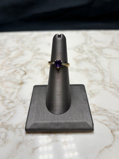 10KT YG HEART AMETHYST 2 RB RING SZ 6
