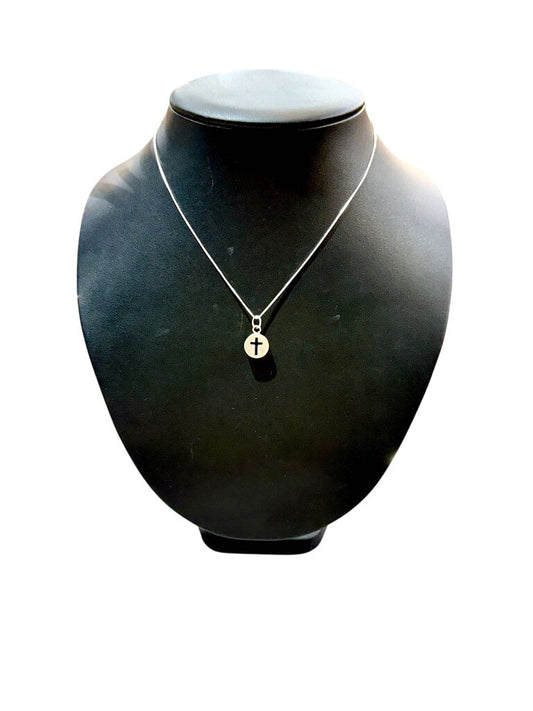 SS SMALL CROSS PENDANT ON 18" CHAIN '