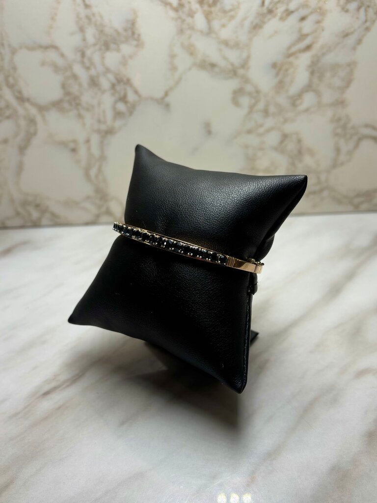 14KT YG NATURAL SAPPHIRE BANGLE BRACELET