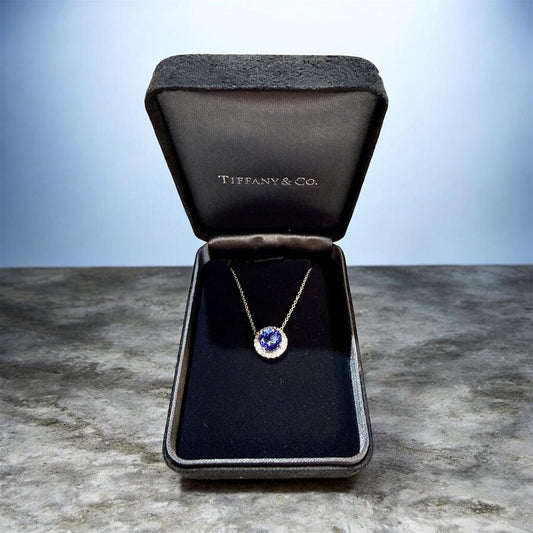 PLAT T&CO SAPHIRE & DIAMOND HALO PENDANT 18" CHAIN