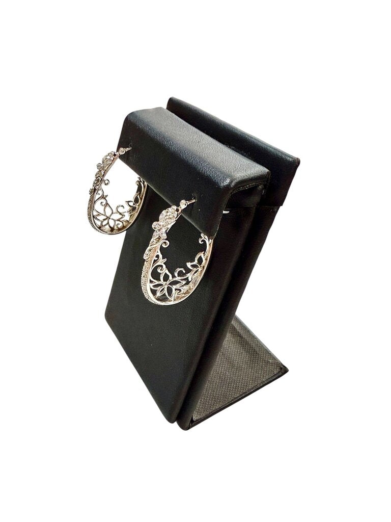 SS ILLUSION SINGLE CUT DIAMOND FLOWER SCROLLING OVAL HOOP EARRINGS
