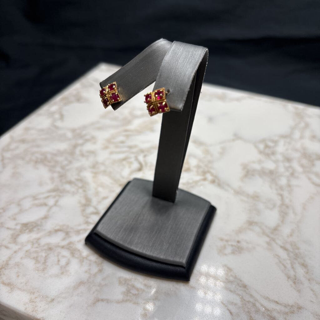 14KT YG RUBY MULTI STONE STUD EARRINGS NO BACKS