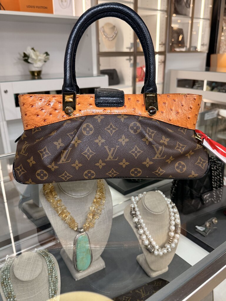 LV LIMITED EDITION MONOGRTAM CANVAS MACHA WALTZ BAG