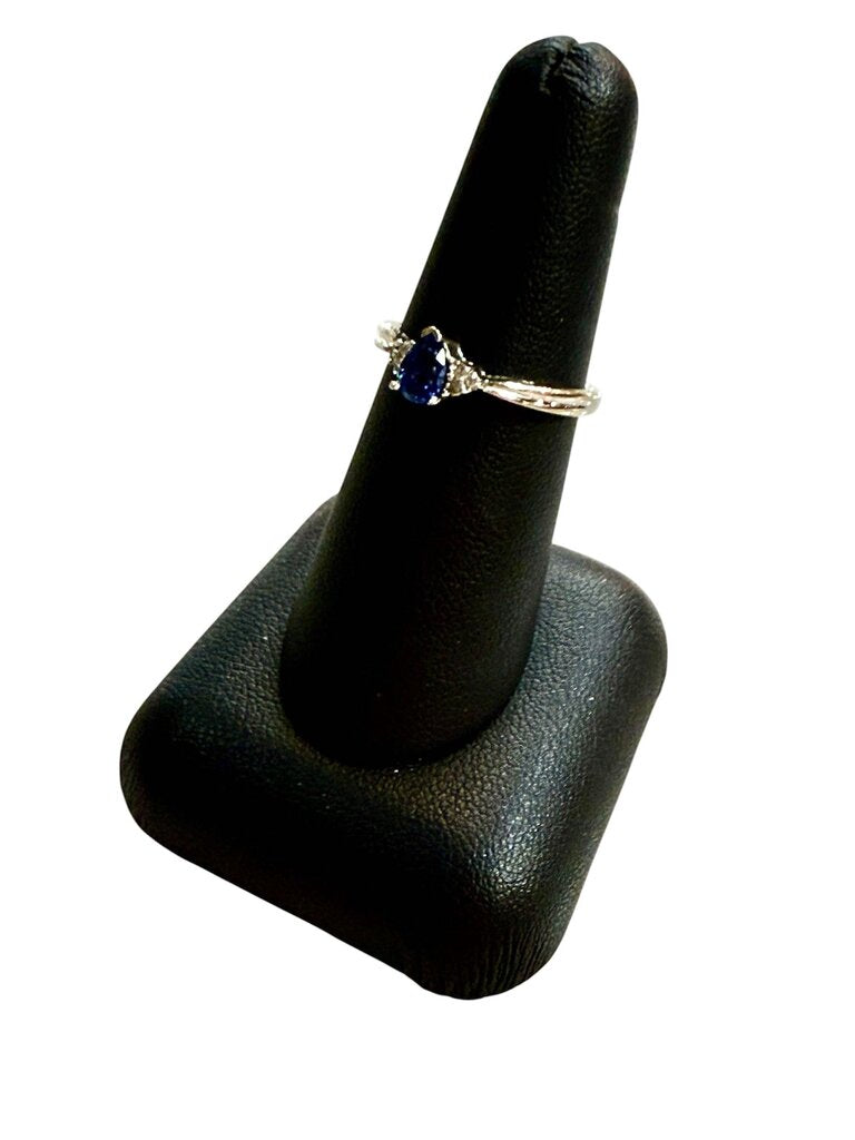14KT WG PEAR SHAPE SAPPHIRE W/MELEE RING SZ 6.5