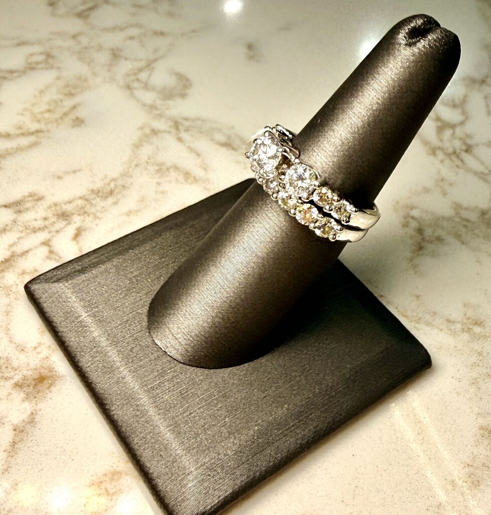 14KT WG PPF 1/2CT RB CTR W/ 3/8RB EA &11RB WEDSET SOLDERED SZ 7