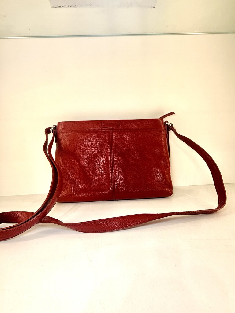 BRIGHTON JAGGER CROSSBODY ORGANIZER RED PRETTY TOUGH