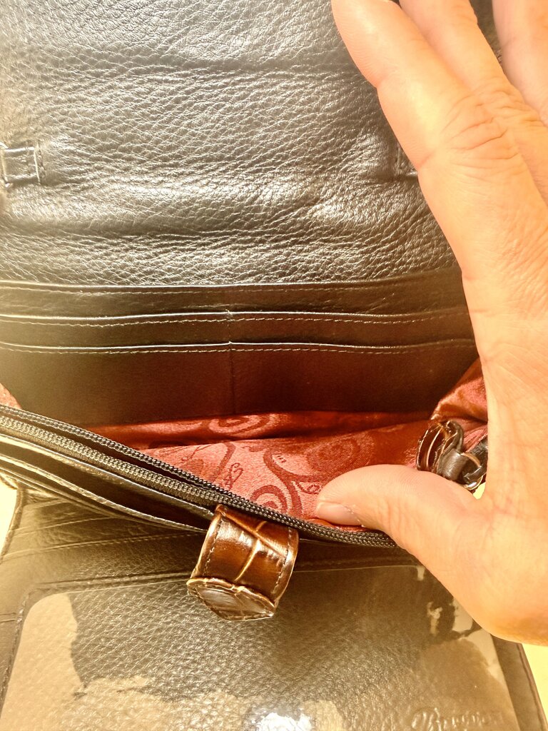BRIGHTON BLK W/BROWN ACCENT NEPAL ORGANIZER CROSSBODY