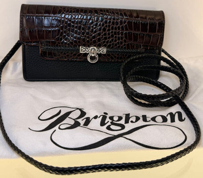 BRIGHTON BLK/BROWN LEATHER WALLET ON STRAP CROSSBODY