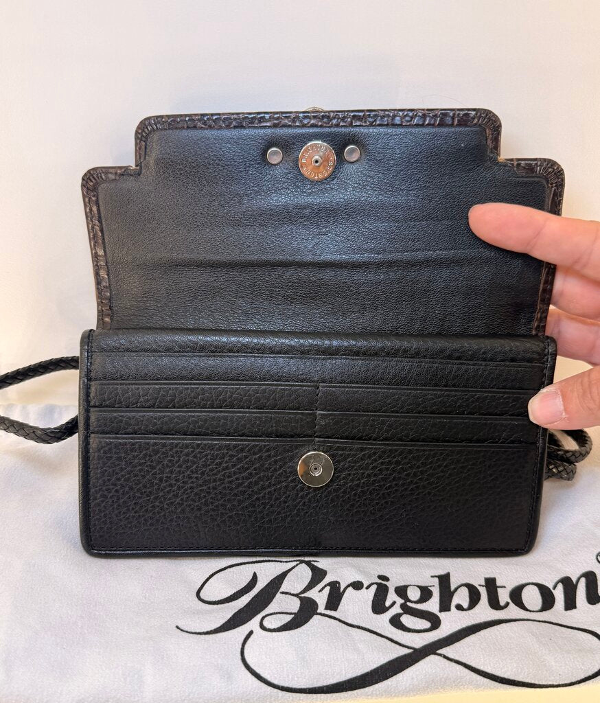 BRIGHTON BLK/BROWN LEATHER WALLET ON STRAP CROSSBODY