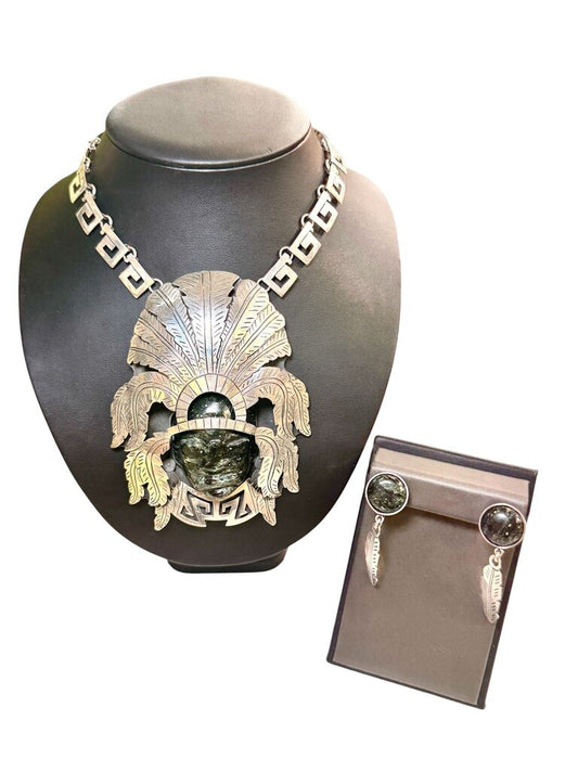 SS TAXCO 1940s AZTEC WARRIOR PENDANT ON CHAIN MALACHITE W/MATCHING EARRINGS
