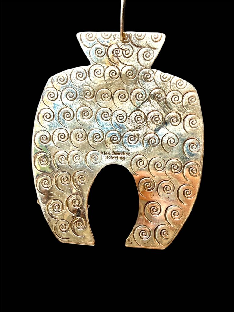 SS ALEX SANCHEZ NAVAJO BEAR AND HAND PENDANT