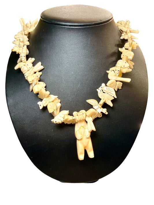 VINTAGE ZUNI FETISH DROP PENDANT NECKLACE
