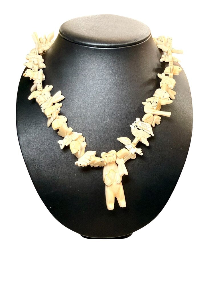 VINTAGE ZUNI FETISH DROP PENDANT NECKLACE