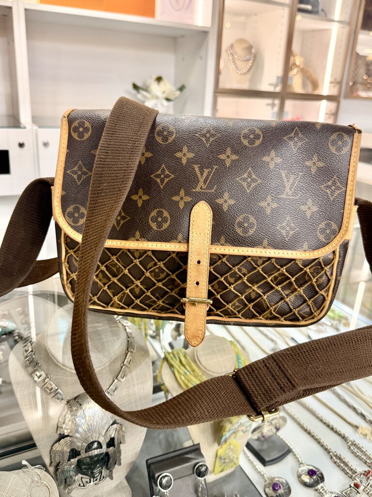 LV CONGO CROSSBODY HANDBAG MONOGRAM