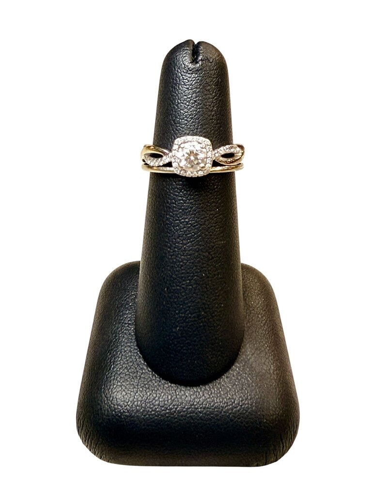 14KT WG .50CT RB CTR HALO STYLE RING W/WEDDING BAND W/ APPRAISAL SZ 5.5