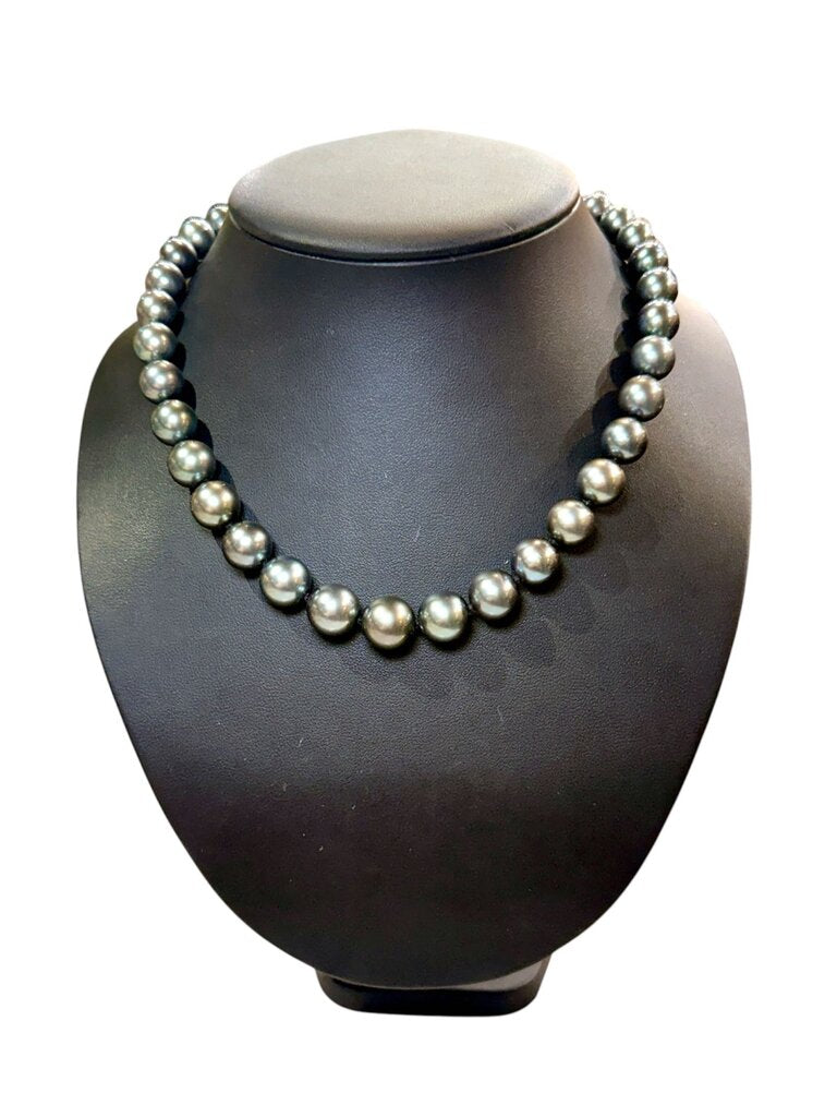 14KT WG GRADUATED BLK PEARL 16" NECKLACES